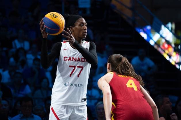 Basketball, Frauen, FIBA 3x3 Champions Cup in Bangkok, Finale, Kanada - Spanien Women s Final FIBA Basketball 3x3 Champions Cup, Canada Vs Spain - 16 Mar 2025 Saicha Grant-Allen (L) of Canada seen in action during the women s FIBA Basketball 3x3 Champions Cup 2025 final match between Canada and Spain at Central World. Final score; Canada 15 : 13 Spain. Bangkok Thailand Copyright: xPeeraponxBoonyakiatx xSOPAxImagesx 3x3W-final21-5