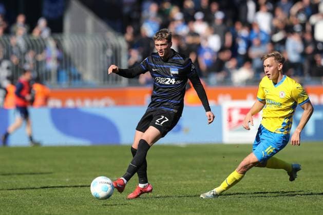 16 03 2025, xtgx, Fußball 2 Bundesliga, Eintracht Braunschweig Hertha BSC Berlin emspor, v l Michael Cuisance Hertha, 27 Freisteller, Einzelbild, Ganzkoerper, single frame DFL DFB REGULATIONS PROHIBIT ANY USE OF PHOTOGRAPHS as IMAGE SEQUENCES and or QUASI VIDEO Braunschweig