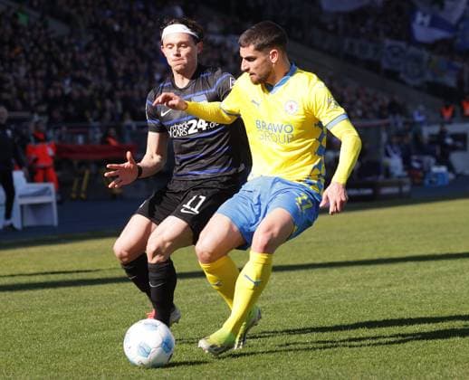 Fabian Reese Hertha BSC , Fabio di Michele Sanchez Eintracht Braunschweig Football, Men, Season 2024 2025 2 BL, Eintracht Stadion, Eintracht Braunschweig vs Hertha BSC Berlin, 1 5 DFL REGULATIONS PROHIBIT ANY USE OF PHOTOGRAPHS AS IMAGE SEQUENCES AND OR QUASI VIDEO