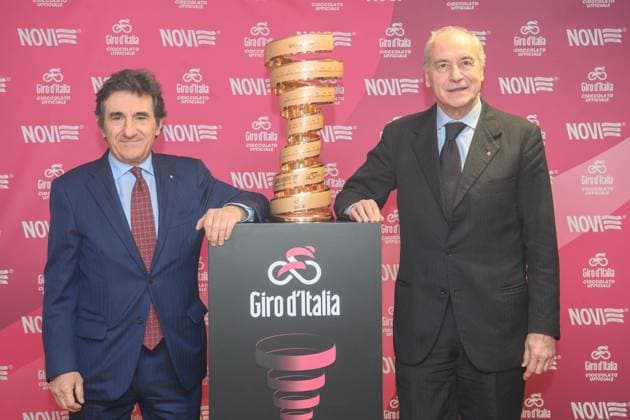 Urbano Cairo e Flavio Repetto rinnovano la partnership tra Novi e Giro d& x2019;Italia, presso gli stabilimenti Novi - Novi Ligure, Luned& xec; 17 Marzo 2025 (Foto Claudio Furlan Lapresse) Urbano Cairo and Flavio Repetto renew the partnership between Novi and Giro d Italia, at the Novi - Novi Ligure facilities, Monday, March 17, 2025 (Photo Claudio Furlan Lapresse)  Copyright: xClaudioxFurlan LaPressex