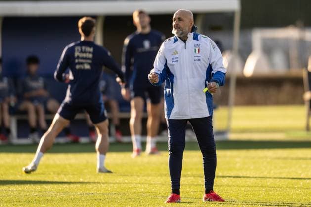 Italy Training Session & press conference, PK, Pressekonferenz Italy Head Coach Luciano Spalletti participates in the training session at BPER Training Centre in Appiano Gentile on March 17, 2025, in Como, Italy. Appiano Gentile Italy  Copyright: xGiacomoxCosuax originalFilename:cosua-notitle250317_npyHx.jpg