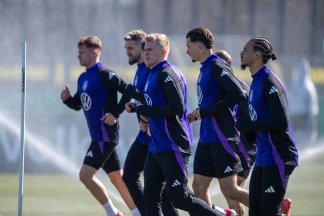 from l Joshua KIMMICH GER , Robert ANDRICH GER , Jonathan BURKARDT GER Robin KOCH GER , Leroy SANE GER German national football team, football training camp in Dortmund Brackel on 18 03 2025, Â
