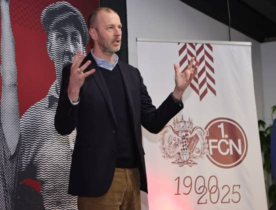 18 03 2025 Soccer 1 FC Nuremberg FCN Club Kick Off event for the 125th anniversary of 1 FC Nuremberg Sportfoto Zink DaMa xdaxmax Niels Rossow Board Member Strategy Marketing 1 FC Nuremberg FCN speaks to guests