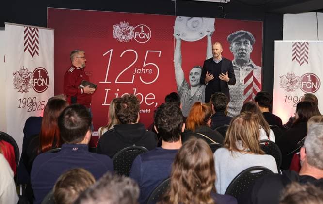 18 03 2025 Soccer 1 FC Nuremberg FCN Club Kick Off event for the 125th anniversary of 1 FC Nuremberg Sportfoto Zink DaMa xdaxmax Daniell Westgate Team 125 Jahre Organistaion 1 FC Nuremberg FCN Niels Rossow Board Member Strategy Marketing 1 FC Nuremberg FCN speaking to guests