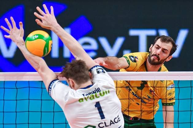 2025.03.18 Sosnowiec Siatkowka Mezczyzn CEV Liga Mistrzow Sezon 2024 2025 Warta Zawiercie - SVG Luneburg N z Aaron Russel Foto Marcin Bulanda PressFocus 2025.03.18 Sosnowiec Volleyball Men CEV Champions League Season 2024 2025 Warta Zawiercie - SVG Luneburg Aaron Russel Credit: Marcin Bulanda PressFocus NEWSPIX.PL --- newspix.pl 