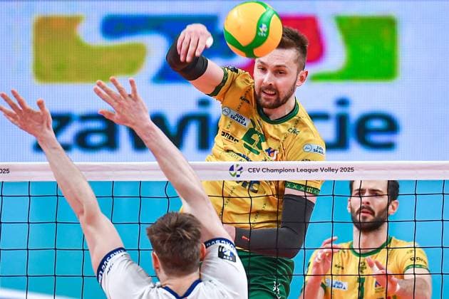 2025.03.18 Sosnowiec Siatkowka Mezczyzn CEV Liga Mistrzow Sezon 2024 2025 Warta Zawiercie - SVG Luneburg N z Mateusz Bieniek Foto Marcin Bulanda PressFocus 2025.03.18 Sosnowiec Volleyball Men CEV Champions League Season 2024 2025 Warta Zawiercie - SVG Luneburg Mateusz Bieniek Credit: Marcin Bulanda PressFocus NEWSPIX.PL --- newspix.pl 