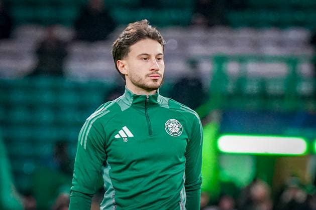 Schottland: Fussball Celtic Glasgow: Nicolas Kühn (Celtic Glasgow, 10) Glasgow *** Scotland Football Celtic Glasgow Nicolas Kühn Celtic Glasgow, 10 Glasgow Copyright: xJOERANxSTEINSIEKx