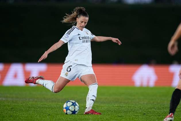 March 18, 2025, Valdebebas, Madrid, SPAIN: Sandie Toletti of Real Madrid in action during the UEFA WomenÃ¢â‚¬â ¢s Champions League Quarter Final first leg, football match played between Real Madrid CF and Arsenal FC at Alfredo Di Stefano stadium on March 18, 2025, in Valdebebas, Madrid, Spain. Valdebebas SPAIN - ZUMAa181 20250318_zaa_a181_034 Copyright: xOscarxJ.xBarrosox