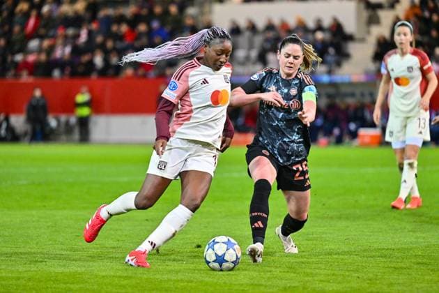 UEFA Womens s Champions League FC Bayern Munich Women Olympique Lyonnais 18 03 2025 In duel Kadidiatou DIANI Olympique Lyonnais 11 and Sarah ZADRAZIL FCB 25 duel Women s Champions League FC Bayern Muenchen Olympique Lyon, FC Bayern Campus venue on 18 03 2025 Copyright: xBEAUTIFULxSPORTS Goldbergx