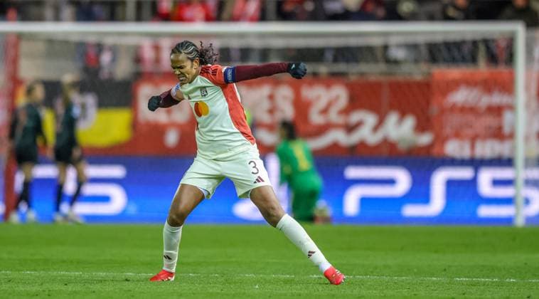GER, Munich, FC Bayern Munich vs Olympique Lyon, WomenÂs Champions League, Football, UEFA, Season 2024 2025, FC Bayern Campus, Quarterfinals, in the picture Melchie Dumornay Olympique Lyon 6 scores the 2 0 for Olympique Lyon against Bayern Munich, Wendie Renard Olympique Lyon 3 cheers DFB DFL REGULATIONS PROHIBIT ANY USE OF PHOTOGRAPHS AS IMAGE SEQUENCES AND OR QUASI VIDEO, 18 03 2024, Copyright: HMBxMedia HendrikxHamelau