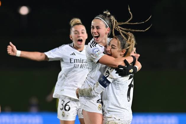 March 18, 2025, Valdebebas, Madrid, Spain: 22 ATHENEA DEL CASTILLO celebrating her goal with 7 OLGA CARMONA during the UEFA Women s Champions League match between Real Madrid and Arsenal Women Football Club at Alfredo Di Stefano stadium in Madrid, Spain, on march 18. Valdebebas Spain - ZUMAc312 20250318_zsp_c312_002 Copyright: xOscarxManuelxSanchezx