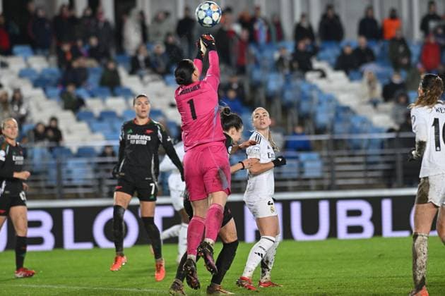 March 18, 2025, Valdebebas, Madrid, Spain: 1 MANUELA ZINSBERGER during the UEFA Women s Champions League match between Real Madrid and Arsenal Women Football Club at Alfredo Di Stefano stadium in Madrid, Spain, on march 18. Valdebebas Spain - ZUMAc312 20250318_zsp_c312_062 Copyright: xOscarxManuelxSanchezx