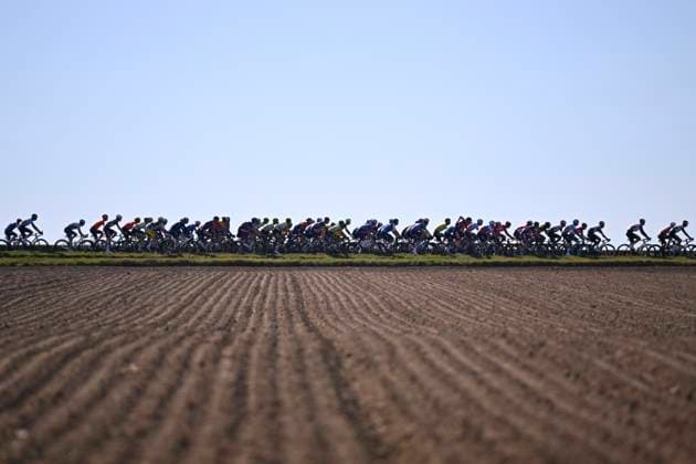 Danilith Nokere Koerse 2025 cycling race NOKERE, BELGIUM - MARCH 19 : illustration picture peloton during the Men Elite UCI 1.Pro 78th Danilith Nokere Koerse cycling race with start in Deinze and finish in Nokere (188,2 km) on March 19, 2025 in Nokere, Belgium, 19 03 2025 ( Motordriver Rodrique Verfaillie & Nokere Belgium  Copyright: xTomasxSiskx