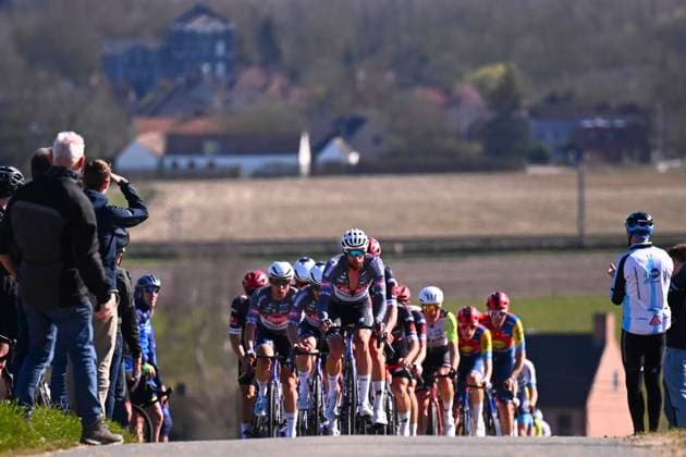 Danilith Nokere Koerse 2025 cycling race NOKERE, BELGIUM - MARCH 19 : illustration picture peloton during the Men Elite UCI 1.Pro 78th Danilith Nokere Koerse cycling race with start in Deinze and finish in Nokere (188,2 km) on March 19, 2025 in Nokere, Belgium, 19 03 2025 ( Motordriver Rodrique Verfaillie & Nokere Belgium  Copyright: xTomasxSiskx