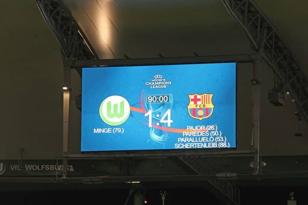 Women UWCL VfL Wolfsburg vs FC Barcelona Wolfsburg, 19 03 2025, Football, Women, Season 24 25, Women s Champions League, Quarterfinal, First leg, VfL Wolfsburg vs FC Barcelona, Picture shows The scoreboard shows the final result 1 4 Wolfsburg