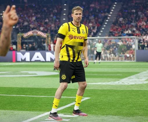 Oliver Kirch (Borussia Dortmund Legends, 21), GER, Beckenbauer Cup, Legenden Turnier, Fussball, 125 Jahre FC Bayern Muenchen, 17.03.2025, GER, Beckenbauer Cup, Legenden Turnier, Fussball, 125 Jahre FC Bayern Muenchen, 17.03.2025 Muenchen *** Oliver Kirch Borussia Dortmund Legends, 21 , GER, Beckenbauer Cup, Legends Tournament, Football, 125 years FC Bayern Muenchen, 17 03 2025, GER, Beckenbauer Cup, Legends Tournament, Football, 125 years FC Bayern Muenchen, 17 03 2025 Muenchen Copyright: xEibner-Pressefoto JennixMaulx EP_JML