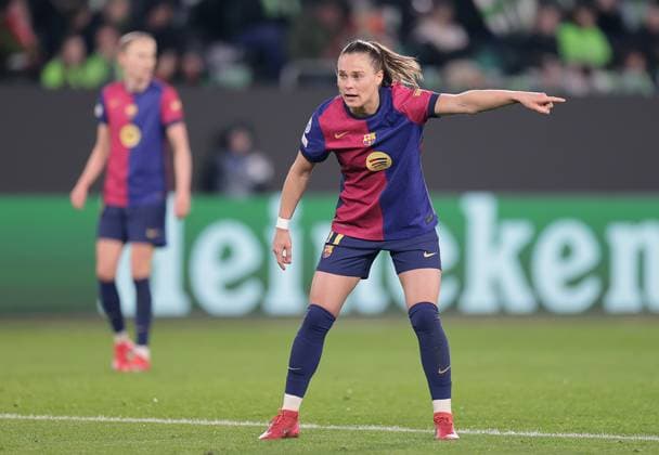 Ewa Pajor FC Barcelona Football, Women, Season 2024 2025, UWCL Quarterfinals, First leg, Volkswagen Arena , VfL Wolfsburg vs FC Barcelona, 1 4 DFL REGULATIONS PROHIBIT ANY USE OF PHOTOGRAPHS AS IMAGE SEQUENCES AND OR QUASI VIDEO