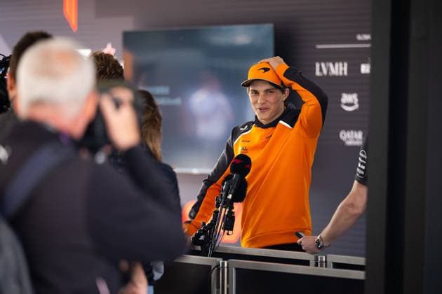F1 - CHINESE GRAND PRIX 2025 PIASTRI Oscar (aus), McLaren F1 Team MCL39, portrait during the Formula 1 Heineken Chinese Grand Prix 2025, 2nd round of the 2025 FIA Formula One World Championship, WM, Weltmeisterschaft from March 21 to 23, 2025 on the Shanghai International Circuit, in Shanghai, China - ShanghaiChina  Copyright: xJavierxJimenezx