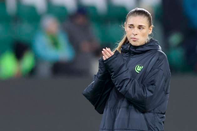 Jule Brand VfL Wolfsburg looks disappointed, UEFA Women s Champions League Quarter Finals First Leg, VfL Wolfsburg and FC Barcelona, Volkswagen Arena on March 19, 2025 in Wolfsburg, Germany Photo by Marco Steinbrenner DeFodi Images Jule Brand VfL Wolfsburg looks disappointed, UEFA Women s Champions League Quarter Finals First Leg, VfL Wolfsburg and FC Barcelona, Volkswagen Arena, March 19, 2025 in Wolfsburg, Germany Photo by Marco Steinbrenner DeFodi Images