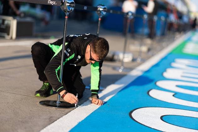 F1 - CHINESE GRAND PRIX 2025 Stake F1 Team Kick, mechanic, mecanicien, mechanics portrait during the Formula 1 Heineken Chinese Grand Prix 2025, 2nd round of the 2025 FIA Formula One World Championship, WM, Weltmeisterschaft from March 21 to 23, 2025 on the Shanghai International Circuit, in Shanghai, China - ShanghaiChina  Copyright: xJavierxJimenezx