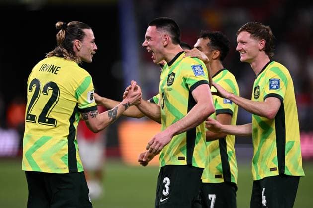 SOCCER AUSTRALIA INDONESIA, Lewis Miller of the Socceroos (centre) celebrates with teammates after scoring a goal during the 2026 FIFA men s World Cup qualifier match between Australia and Indonesia at Allianz Stadium in Sydney, New South Wales, Thursday, March 20, 2025. ( NO ARCHIVING, EDITORIAL USE ONLY, NO USE IN BOOKS WITHOUT CONSENT Sydney New South Wales Australia  Copyright: xDANxHIMBRECHTSx 20250320160437952978