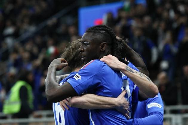 March 20, 2025, Milan, Lombardy, Italy: SANDRO TONALI 8 of Italy celebrates with his teammates for scoring his side s first goal in the UEFA Nations League 2024 quarterfinal first leg between ITALY and GERMANY at San Siro Stadium in Milan, Italy Milan Italy - ZUMAc179 20250320_zep_c179_018 Copyright: xMickaelxChavetx