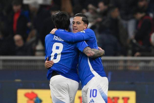 Sandro Tonali of Italy celebrates with Giacomo Raspadori after scoring the goal of 1-0 during the UEFA Nations League football match between Italy and Germany at San Siro stadium in Milano (Italy), March 20, 2025. AndreaxStaccioli