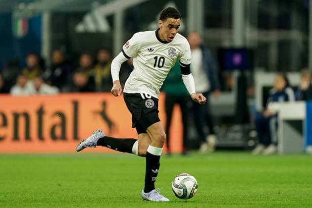 Milan, Italy, 20th March 2025: Jamal Musiala (10 Germany) goes forward during the UEFA Nations League Quarterfinal football match between Italy and Germany at Stadio San Siro in Milan, Italy. (Daniela Porcelli SPP) Copyright: xDanielaxPorcellix xSPPx spp-en-DaPoSp-20250320-DP109655