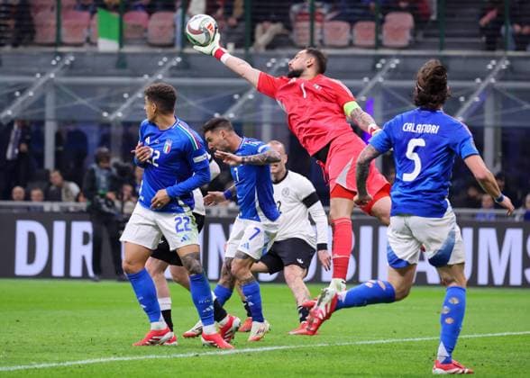 UEFA National League Football Match Italy - Germany 2024 25 During the first match of UEFA National League 20 03 2025 Football match between Italy vs Germany at San Siro stadium in Milan In picture: Gianluigi Donnarumma (Italy) MILAN Stadim San Siro Milan Italy Copyright: xFABIOxSASSOxFabioxSassox Italia Germania2025_03_20Fabio Sasso7271