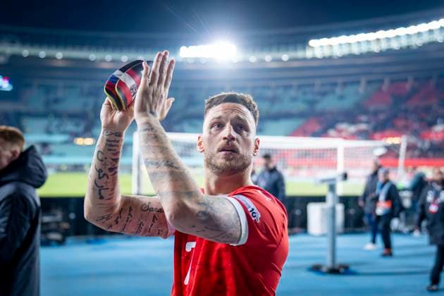 SOCCER - NL, AUT vs SRB VIENNA,AUSTRIA,20.MAR.25 - SOCCER - UEFA Nations League, OEFB international match, Länderspiel, Nationalmannschaft Austria vs Serbia. Image shows Marko Arnautovic (AUT) applauding the fans.  GEPAxpictures xKevinxHackner