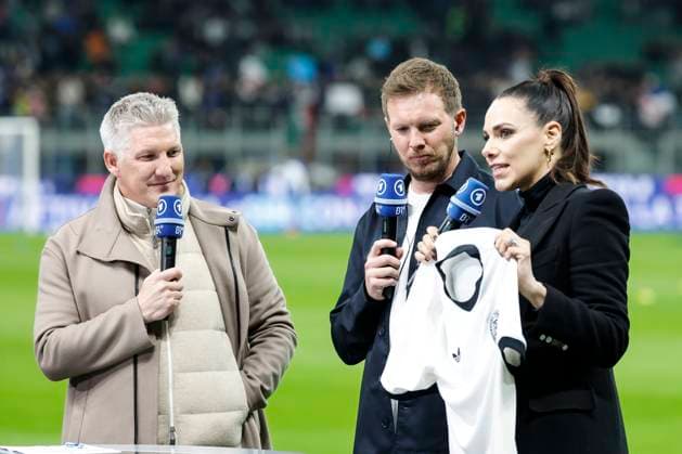 in the picture Bastian Schweinsteiger, national coach Julian Nagelsmann Germany , Esther Sedlaczek with player shirt in the interview, 20 03 2025, Soccer, UEFA Nations League, Quarterfinals, Italy Germany, ITA, Milan, Stadio San Siro, Copyright: HMBxMedia xHeikoxBecker