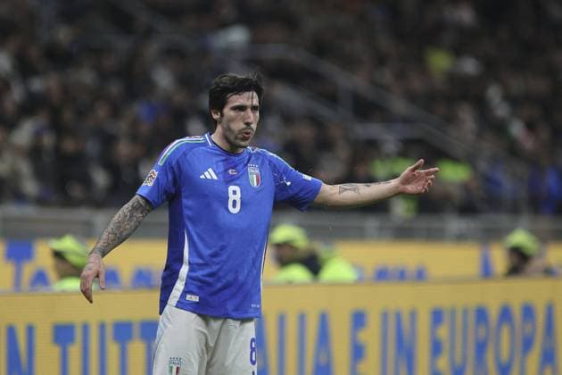 CALCIO - UEFA Nations League - Quarter Finals - Italy vs Germany Sandro Tonali of Italy gestures during Italy vs Germany, Quarter-finals, 1st leg of Uefa Nations League 2025, game at Giuseppe Meazza - San Siro stadium in Milano (MI), Italy, on March 20, 2025. Milan Italy  Copyright: xIPAxSport ABACAx