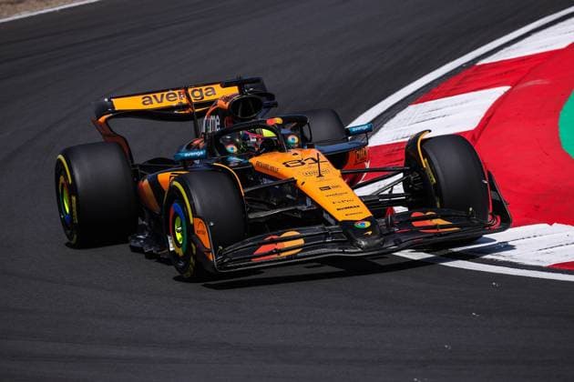 F1 - CHINESE GRAND PRIX 2025 81 PIASTRI Oscar (aus), McLaren F1 Team MCL39, action during the Formula 1 Heineken Chinese Grand Prix 2025, 2nd round of the 2025 FIA Formula One World Championship, WM, Weltmeisterschaft from March 21 to 23, 2025 on the Shanghai International Circuit, in Shanghai, China - ShanghaiChina  Copyright: xEricxAlonsox