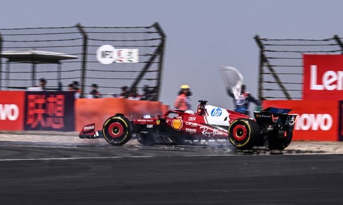 (250321) -- SHANGHAI, March 21, 2025 -- Ferrari s driver Charles Leclerc of Monaco loses control during the first practice session of the Formula 1 Chinese Grand Prix at the Shanghai International Circuit in east China s Shanghai, on March 21, 2025. ) (SP)CHINA-SHANGHAI-FORMULA 1-PRACTICE (CN) XiaxYifang 