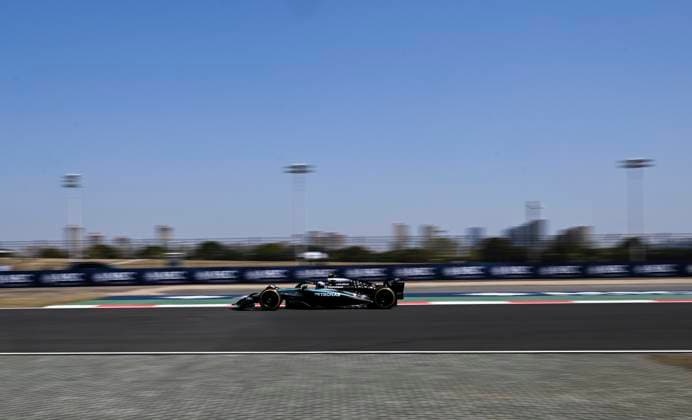 (250321) -- SHANGHAI, March 21, 2025 -- Mercedes driver Andrea Kimi Antonelli of Italy competes during the first practice session of the Formula 1 Chinese Grand Prix at the Shanghai International Circuit in east China s Shanghai, on March 21, 2025. ) (SP)CHINA-SHANGHAI-FORMULA 1-PRACTICE (CN) HexChangshan 