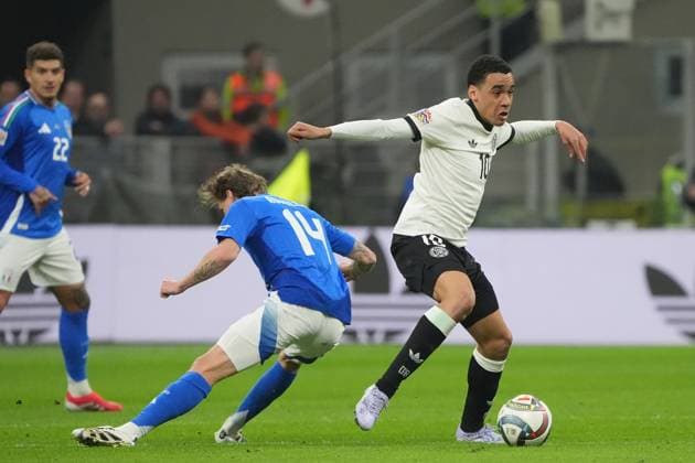 Jamal Musiala Germany, Germany, 10 prevails against Nicolo Rovella Italy, Italy, Italia, 14 Milan 20 03 2025 Italy vs Germany, Nations League quarter-final first leg, San Siro