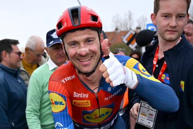 Bredene Koksijde Classic 2025 cycling race KOKSIJDE, BELGIUM - MARCH 21 : Theuns Edward (BEL) of Lidl - Trek celebrates the victory after the Men Elite UCI 1.Pro 23rd Bredene Koksijde Classic cycling race with start in Bredene and finish in Koksijde (201 km) on March 21, 2025 in Koksijde, Belgium, 21 03 2025 ( Motordriver Stephan Boone & Koksijde Belgium  Copyright: xTomasxSiskx