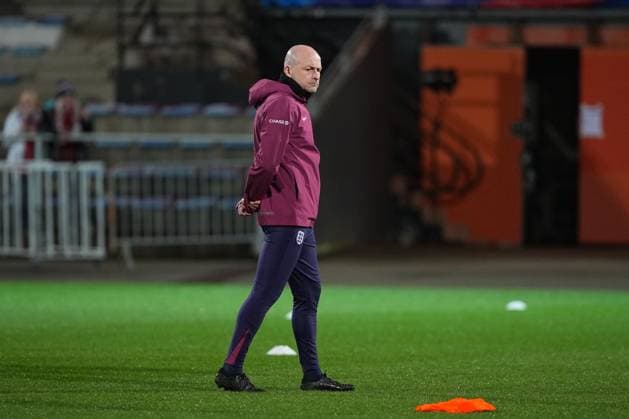 England under 21s coach Lee Carsley France U21, U 21 v England U21, International Friendly, Länderspiel, Nationalmannschaft Football, Stade du Moustoir, Lorient, France - 21 Mar 2025 EDITORIAL USE ONLY No use with unauthorised audio, video, data, fixture lists, club league logos or live services. Online in-match use limited to 120 images, no video emulation. No use in betting, games or single club league player publications. Copyright: xDavexWinter Shutterstockx 15215626k
