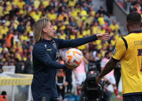 FBL ELIMINATORIAS 2025 ECUADOR VS VENEZUELA 21 de marzo del 2025 Quito, Cotejo entre Ecuador vs Venezuela por eliminatorias al mundial EEUU del 2026, en el estadio Rodrigo Paz. QUITO PICHINCHA ECUADOR *** FBL ELIMINATORIES 2025 ECUADOR VS VENEZUELA March 21, 2025 Quito, Match between Ecuador vs Venezuela for the USA World Cup 2026 qualifiers, at the Rodrigo Paz stadium QUITO PICHINCHA ECUADOR Copyright: xHENRYxLAPOx