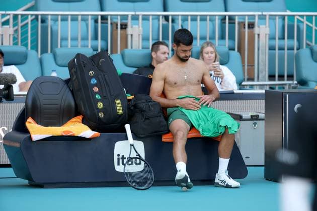 March 21, 2025, Miami Gardens, Florida, United States Of America: MIAMI GARDENS, FLORIDA - MARCH 21: Novak Djokovic of Serbia defeats Rinky Hijikata of Australia during Day 4 of the Miami Open at Hard Rock Stadium on March 21, 2025 in Miami Gardens, Florida. ...People: Novak Djokovic Miami Gardens United States Of America - ZUMAs214 20250321_ada_s214_025 Copyright: xSMGx