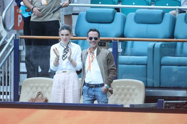 March 21, 2025, Miami Gardens, Florida, United States Of America: MIAMI GARDENS, FLORIDA - MARCH 21: Marc Anthony and his wife Nadia Ferreira attend the game between Novak Djokovic of Serbia and Rinky Hijikata of Australia during Day 4 of the Miami Open at Hard Rock Stadium on March 21, 2025 in Miami Gardens, Florida. ...People: Marc Anthony, Nadia Ferreira Miami Gardens United States Of America - ZUMAs214 20250321_ada_s214_253 Copyright: xSMGx
