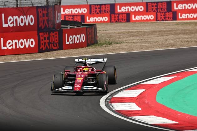 F1 Grand Prix Of China - Sprint & Qualifying Lewis Hamilton of Great Britain drives the (44) Ferrari SF-25 during the Sprint ahead of the F1 Grand Prix of China at Shanghai International Circuit in Shanghai, China, on March 22, 2025. Shanghai Shanghai China  Copyright: xPaddockerx originalFilename:paddocker-f1grandp250321_np74s.jpg