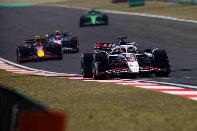 F1 - CHINESE GRAND PRIX 2025 31 OCON Esteban (fra), Haas F1 Team VF-25 Ferrari, action during the Formula 1 Heineken Chinese Grand Prix 2025, 2nd round of the 2025 FIA Formula One World Championship, WM, Weltmeisterschaft from March 21 to 23, 2025 on the Shanghai International Circuit, in Shanghai, China - ShanghaiChina  Copyright: xJavierxJimenezx