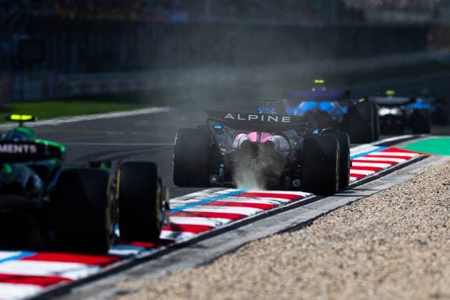 F1 - CHINESE GRAND PRIX 2025 10 GASLY Pierre (fra), Alpine F1 Team A525, action during the Formula 1 Heineken Chinese Grand Prix 2025, 2nd round of the 2025 FIA Formula One World Championship, WM, Weltmeisterschaft from March 21 to 23, 2025 on the Shanghai International Circuit, in Shanghai, China - ShanghaiChina  Copyright: xJavierxJimenezx