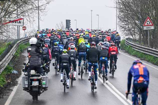 2025 Milan - Sanremo UCI WorldTour cycling race SANREMO, ITALY - MARCH 22 : Illustration picture of the start of the race during the UCI WorldTour 116th Milan - Sanremo cycling race with start in Pavia and finish at the Via Roma in Sanremo on March 22, 2025 in Sanremo, Italy, 22 03 2025 ( Motordriver Kenny Verfaillie - Sanremo Italy  Copyright: xNicoxVereeckenx