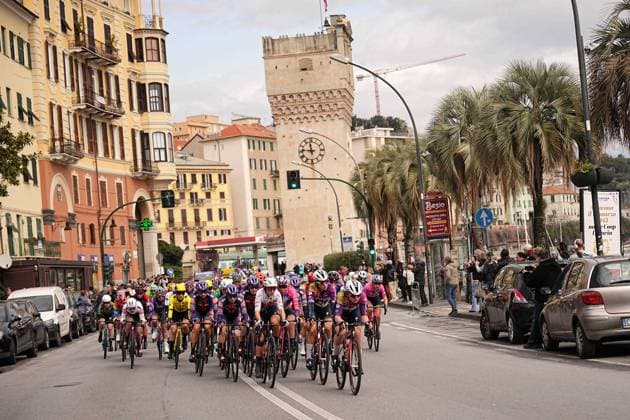 The pack rides cycles during the women™s elite race of the Sanremo Women, one day cycling race from Genova to Sanremo in 156km - North Italy- Saturday, March 22, 2025. - cycling .  Copyright: xMarcoxAlpozzi LaPressex