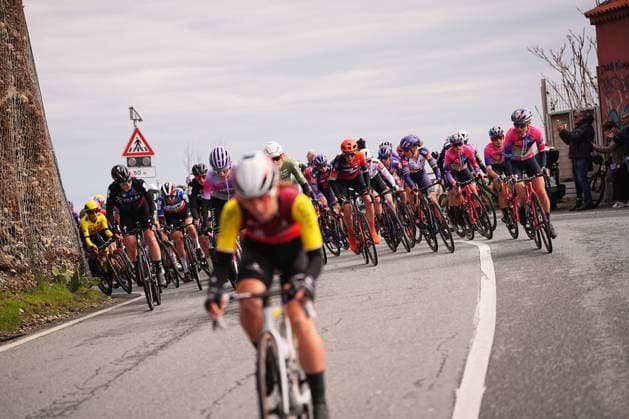 The pack rides cycles during the women™s elite race of the Sanremo Women, one day cycling race from Genova to Sanremo in 156km - North Italy- Saturday, March 22, 2025. - cycling .  Copyright: xMarcoxAlpozzi LaPressex