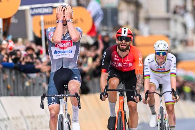 2025 Milan - Sanremo UCI WorldTour cycling race SANREMO, ITALY - MARCH 22 : Van Der Poel Mathieu (NED) of Alpecin - Deceuninck celebrating his victory during the UCI WorldTour 116th Milan - Sanremo cycling race with start in Pavia and finish at the Via Roma in Sanremo on March 22, 2025 in Sanremo, Italy, 22 03 2025 ( Motordriver Kenny Verfaillie - Sanremo Italy  Copyright: xNicoxVereeckenx