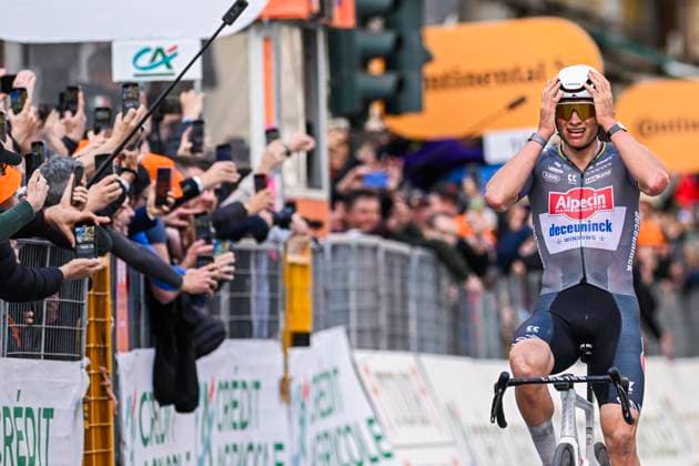 2025 Milan - Sanremo UCI WorldTour cycling race SANREMO, ITALY - MARCH 22 : Van Der Poel Mathieu (NED) of Alpecin - Deceuninck celebrating his victory during the UCI WorldTour 116th Milan - Sanremo cycling race with start in Pavia and finish at the Via Roma in Sanremo on March 22, 2025 in Sanremo, Italy, 22 03 2025 ( Motordriver Kenny Verfaillie - Sanremo Italy  Copyright: xNicoxVereeckenx
