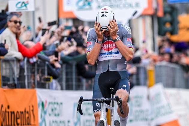 2025 Milan - Sanremo UCI WorldTour cycling race SANREMO, ITALY - MARCH 22 : Van Der Poel Mathieu (NED) of Alpecin - Deceuninck celebrating his victory during the UCI WorldTour 116th Milan - Sanremo cycling race with start in Pavia and finish at the Via Roma in Sanremo on March 22, 2025 in Sanremo, Italy, 22 03 2025 ( Motordriver Kenny Verfaillie - Sanremo Italy  Copyright: xNicoxVereeckenx